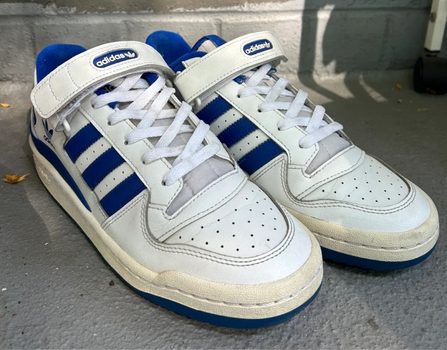 Adidas Forum Low White/Blue Sneakers image indicator(2)