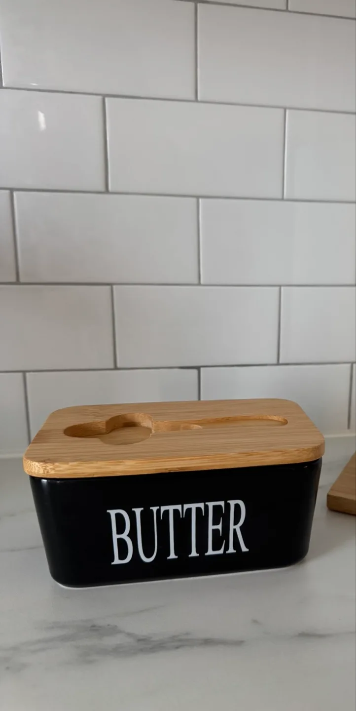 Black Butter Dish with Bamboo Lid thumbnail