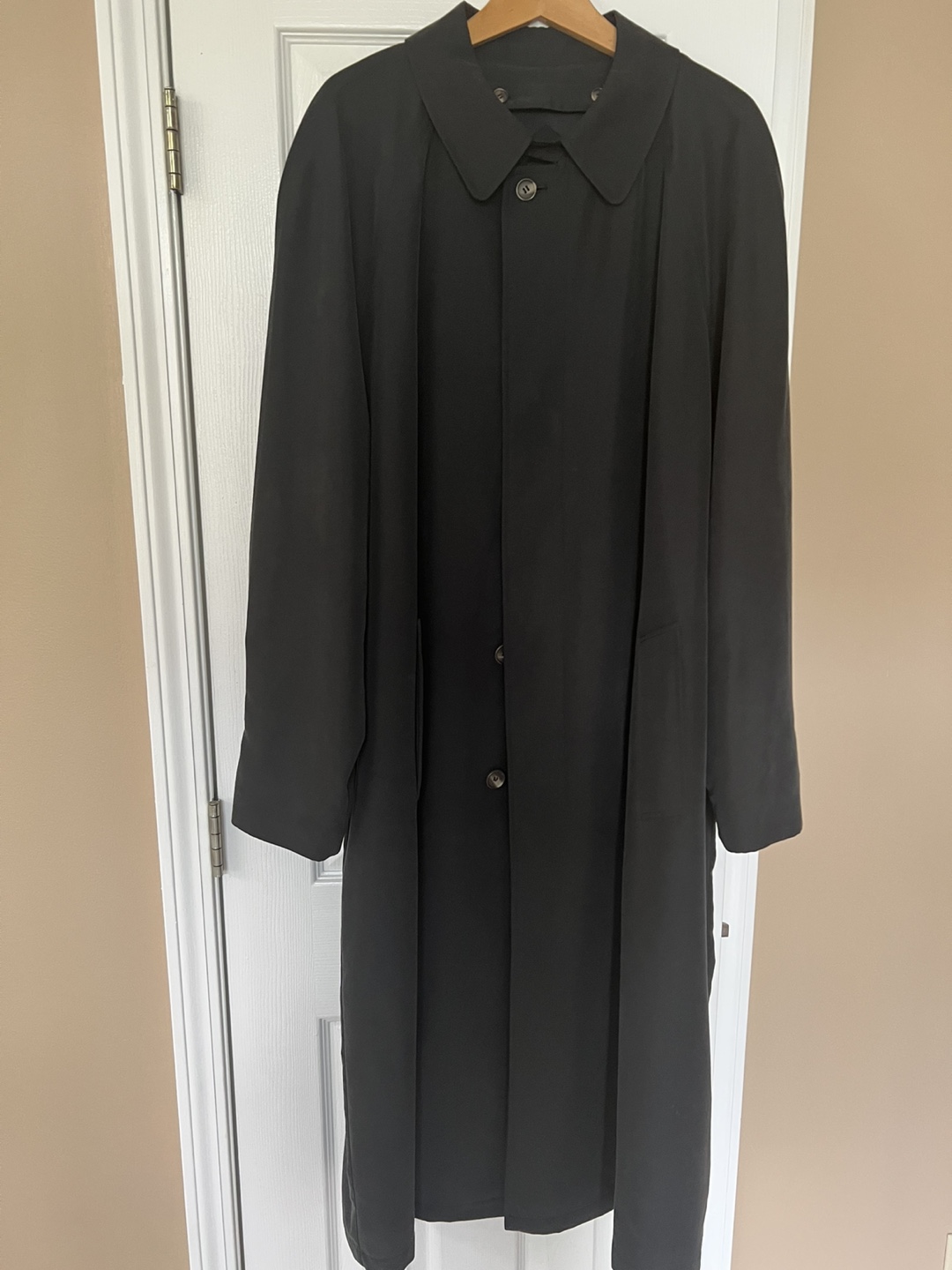 Black Overcoat Sz 46L