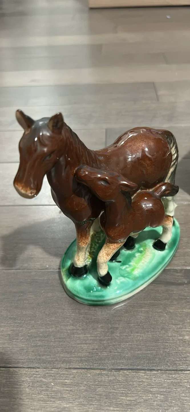 Vintage Ceramic Horse & Foal Figurine thumbnail