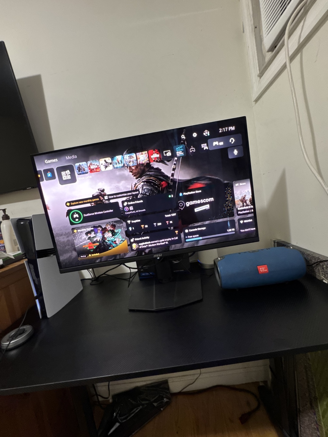 MSI 32’ 4K OLED