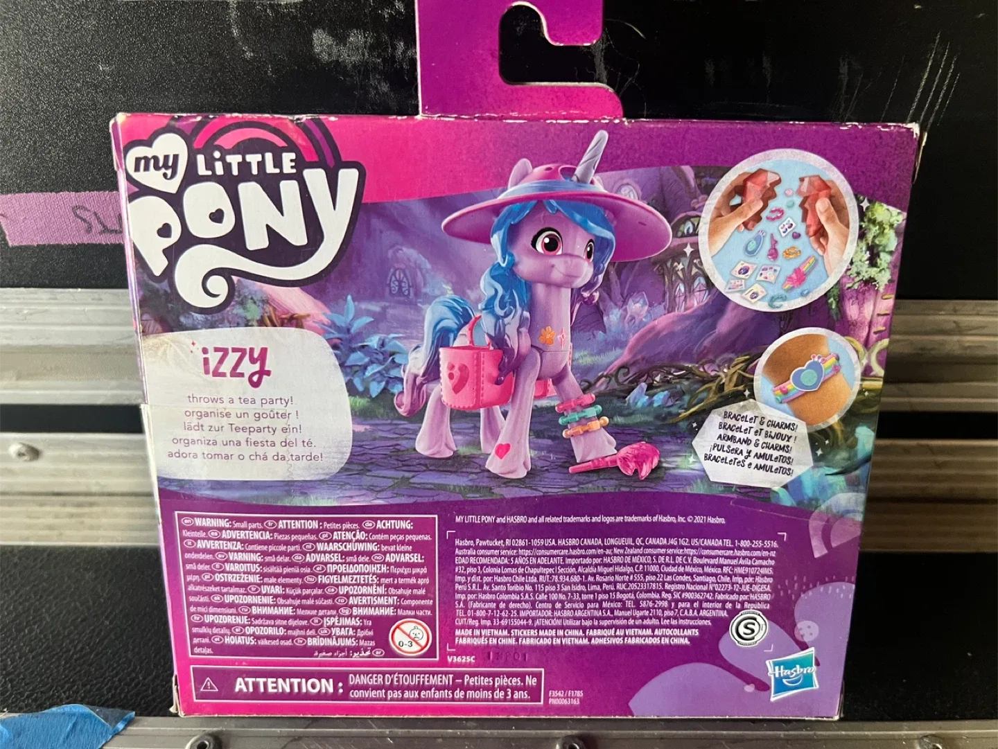 My Little Pony Izzy Moonbow Crystal Adventure image indicator(2)