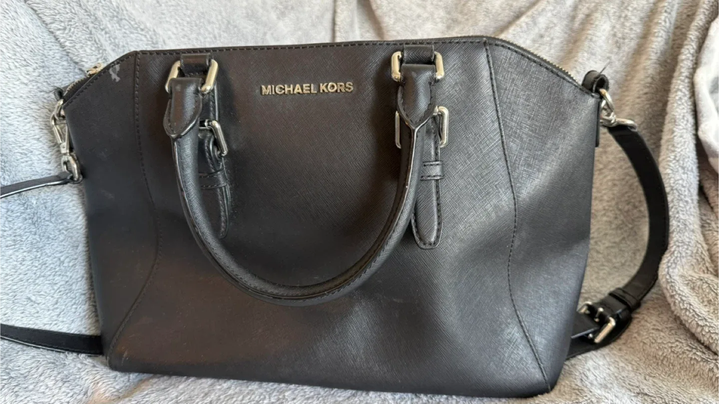 Michael Kors Black Handbag image indicator(3)