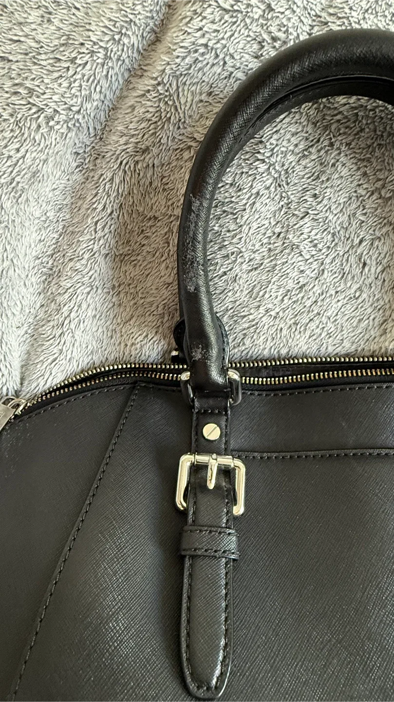 Michael Kors Black Handbag image indicator(5)