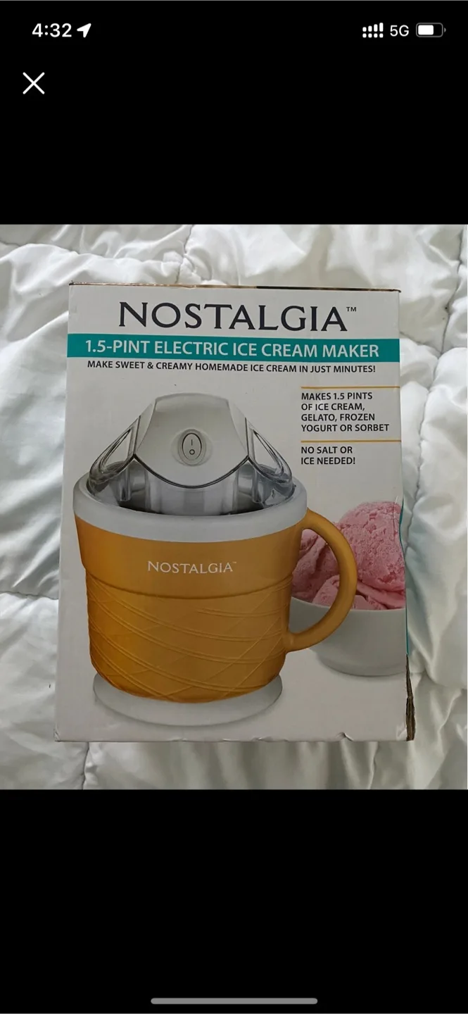 Nostalgia 1.5-Pint Electric Ice Cream Maker thumbnail