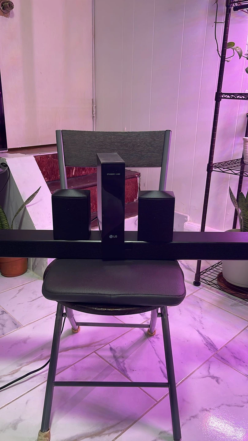 LG Sound Bar System (LG SNC4R)