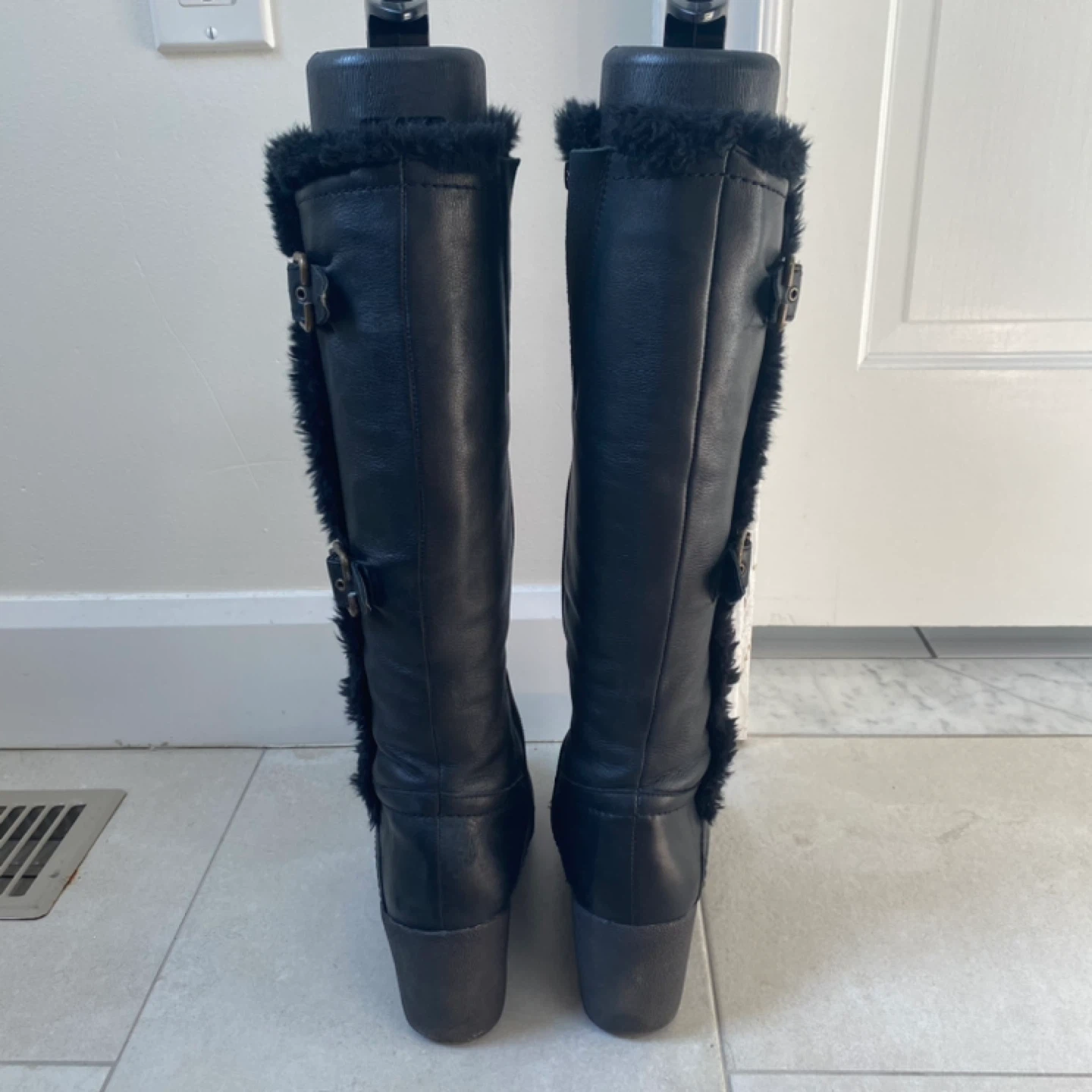 Black Leather Knee-High Boots - photo 5