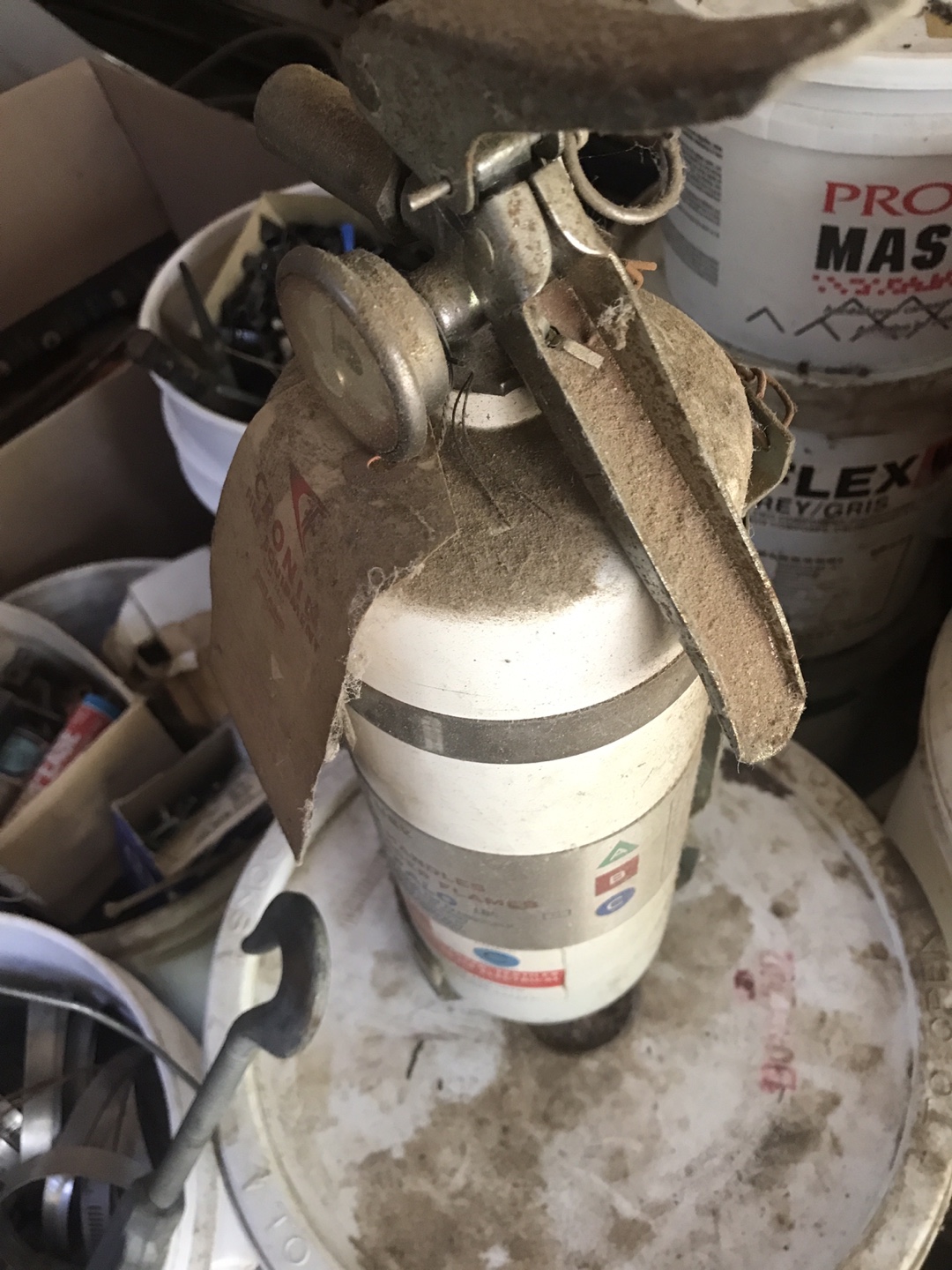 Cronin Fire Extinguisher