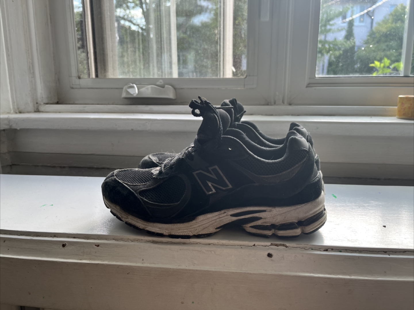 Black New Balance size 8