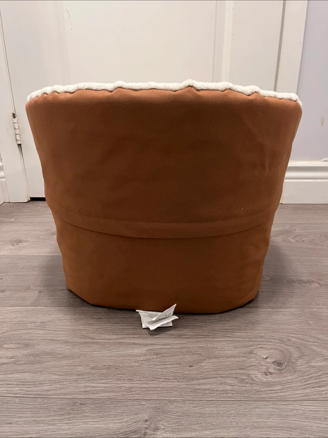 Pet Car Booster Bucket Seat for Small Pets up to 25lbs image indicator(4)