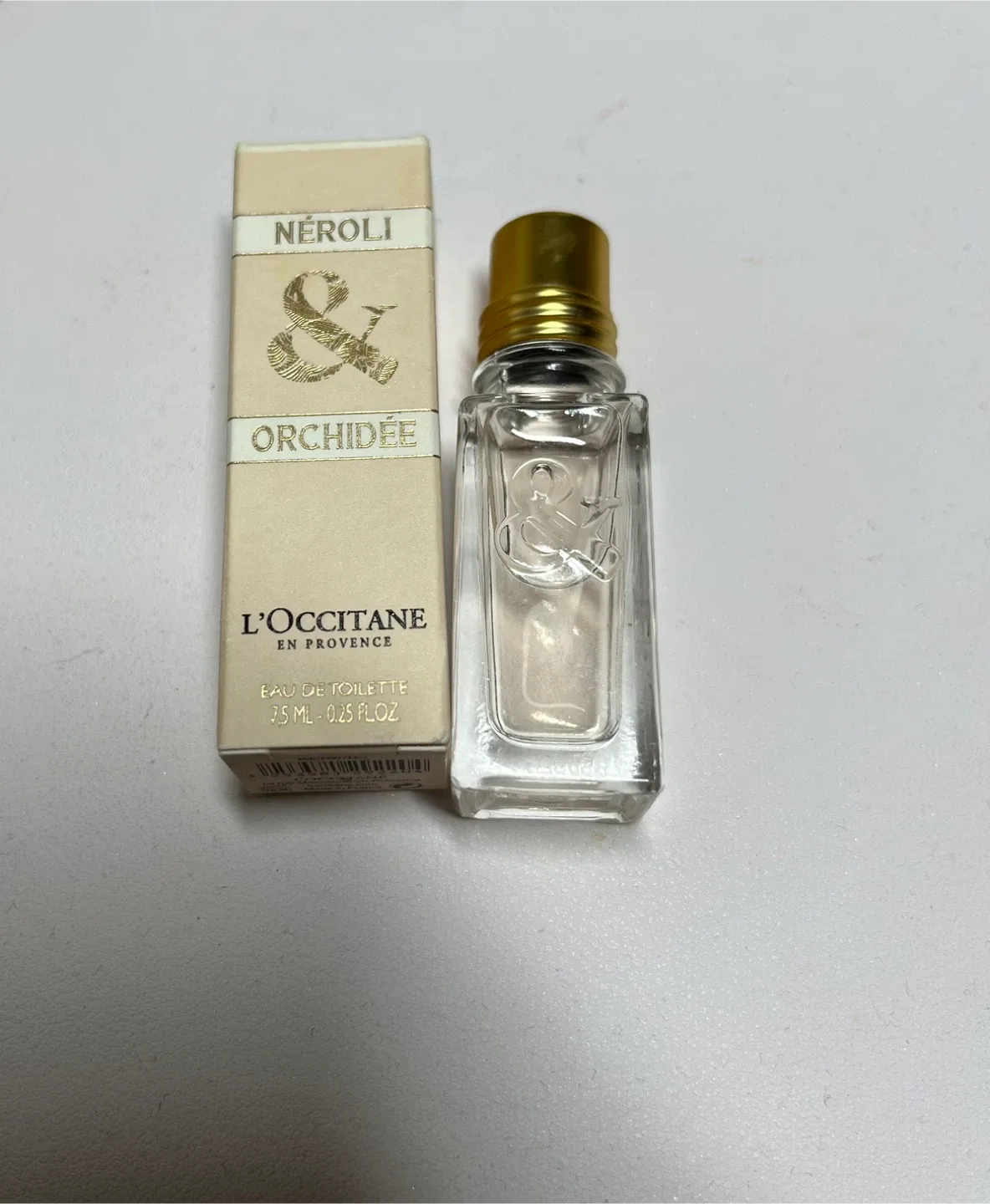 Cosmetics & Fragrance bundle for image indicator(4)