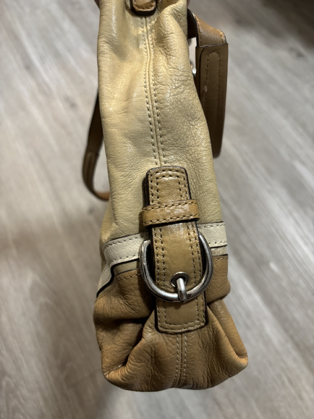Coach Beige Leather Tote Bag - photo 3