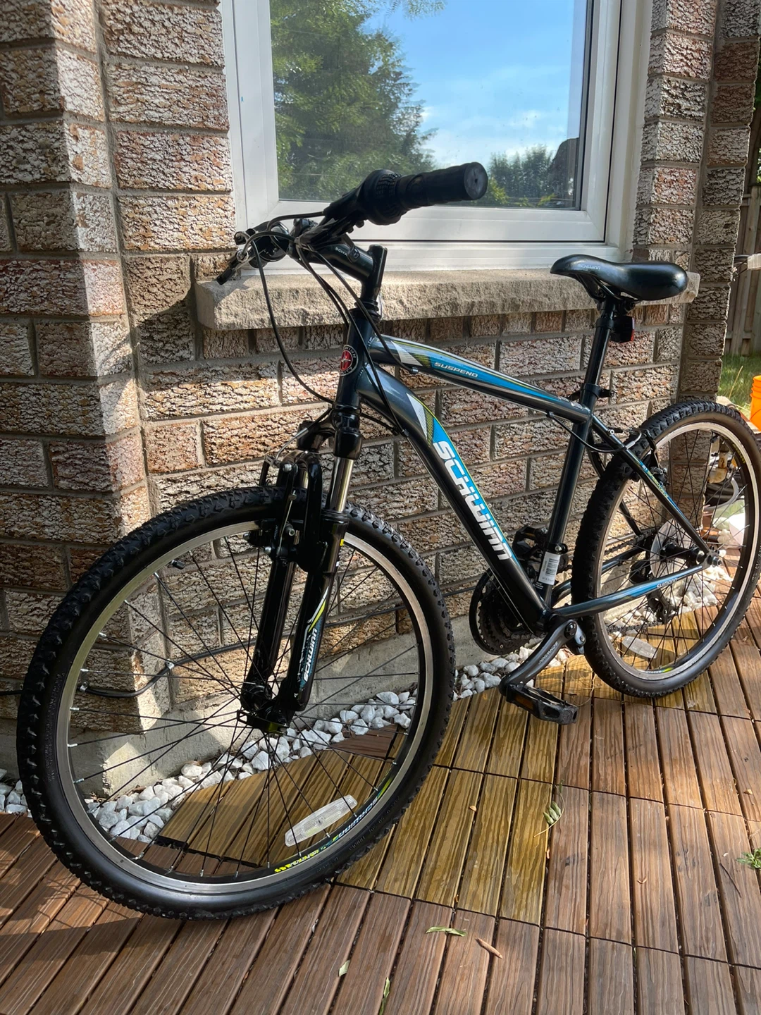 24 inchSchwinn Suspension Mountain Bike
