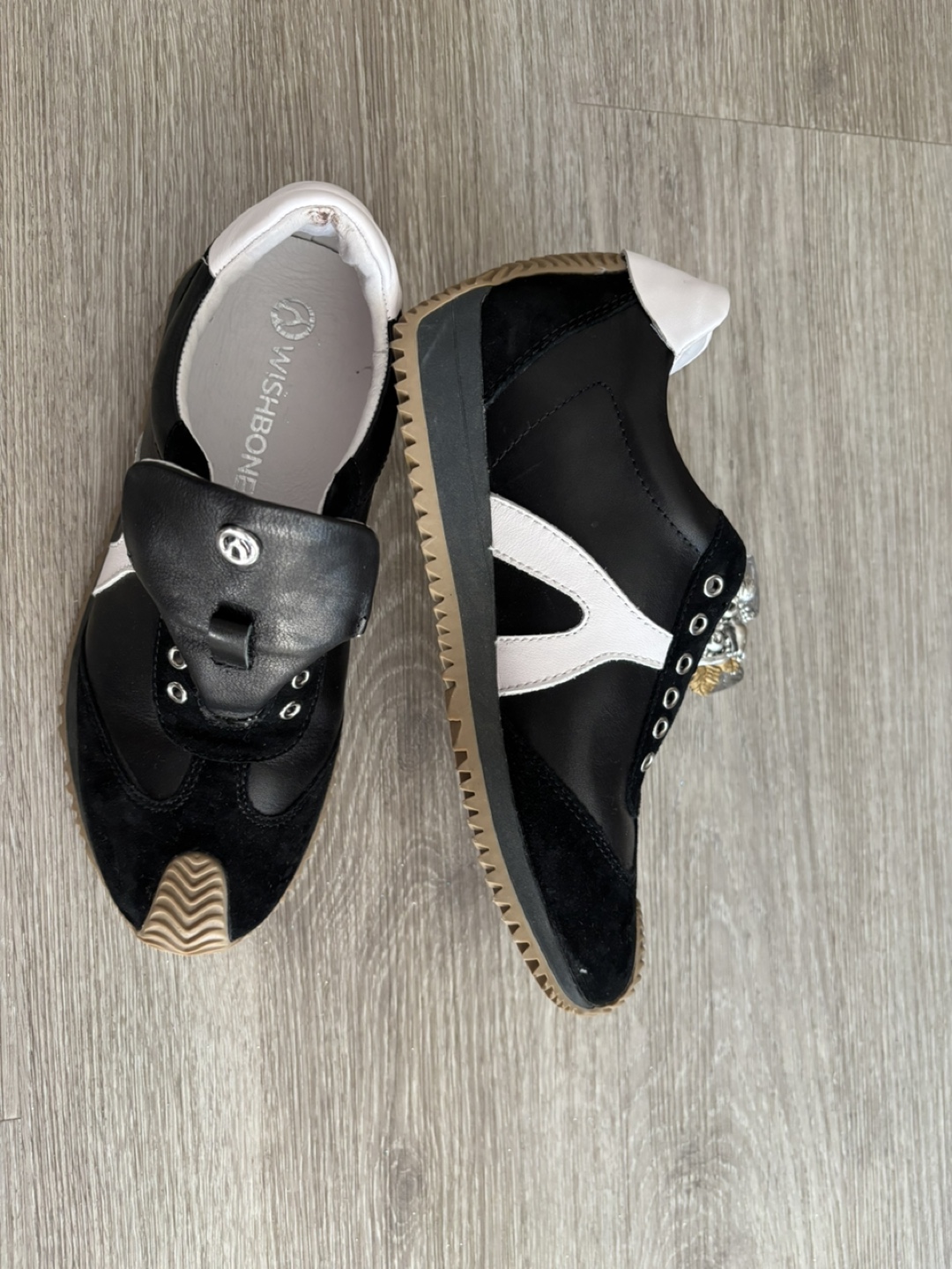 Wishbone Black & White Sneakers - photo 2