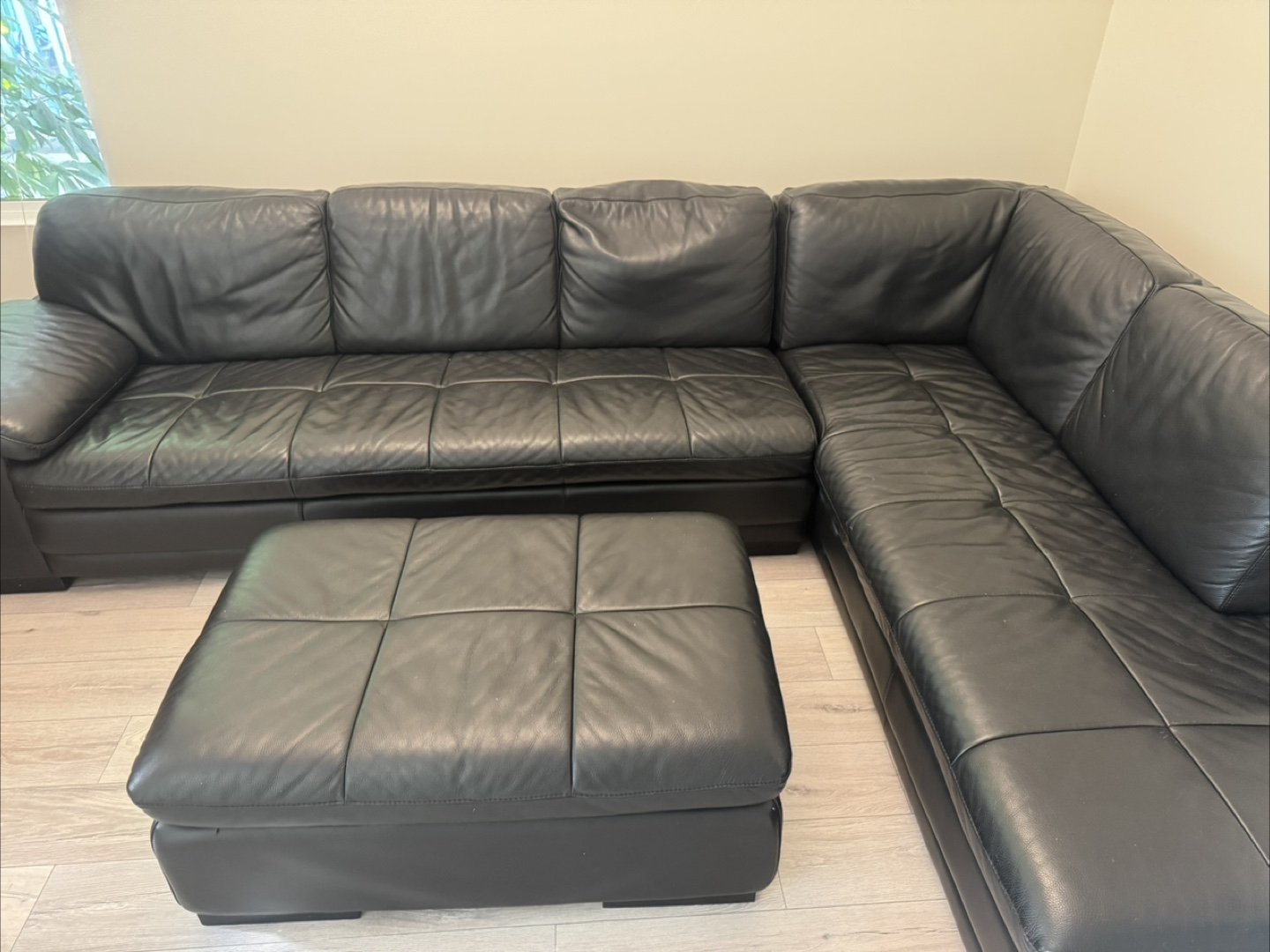 Black Leather Sectional Sofa with Ottoman