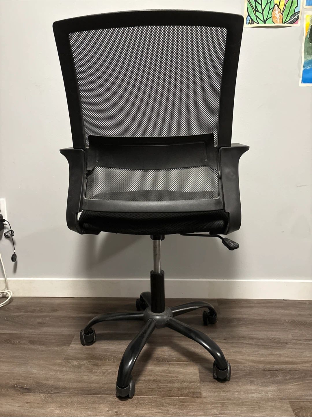 Black Mesh Office Chair - photo 2
