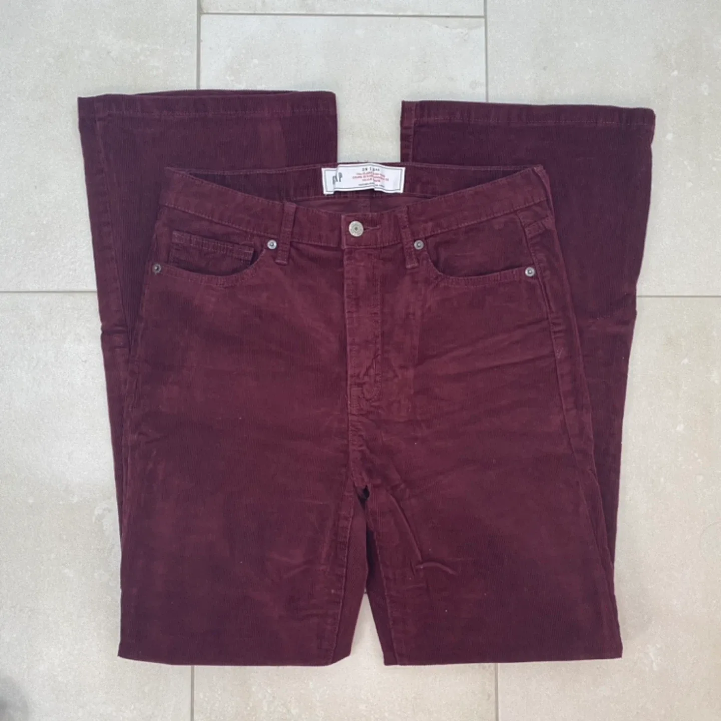 GAP '70s Flare High Rise Corduroy Pants - Size 8 image indicator(2)