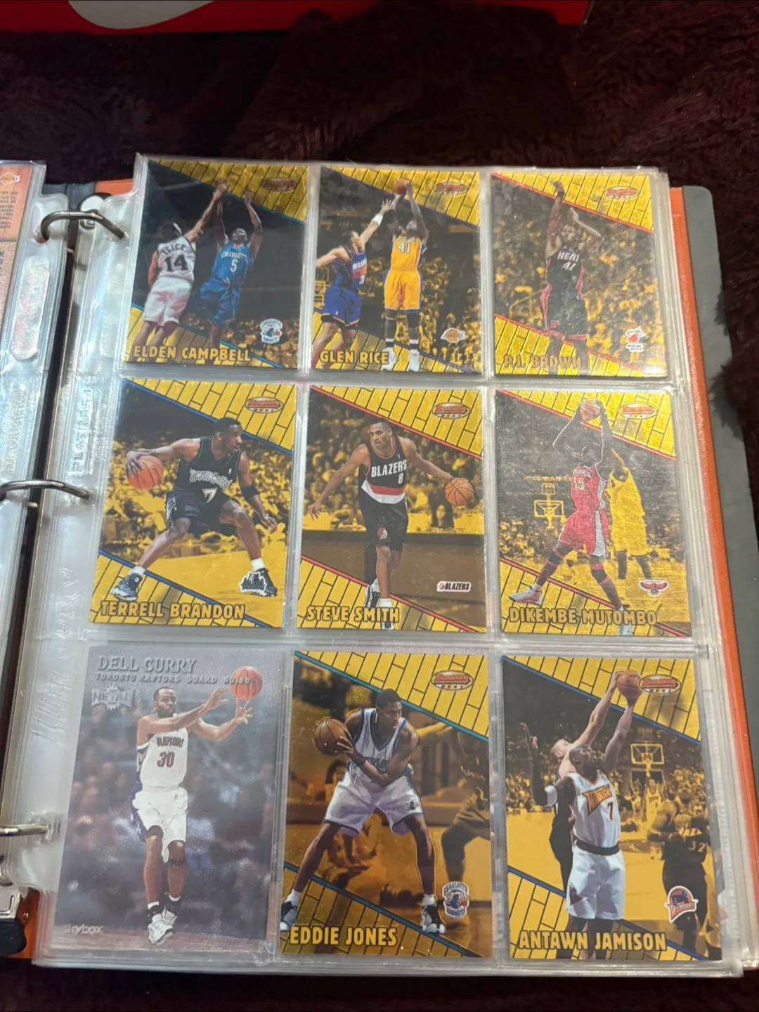 Vintage Basketball Cards Binder image indicator(2)