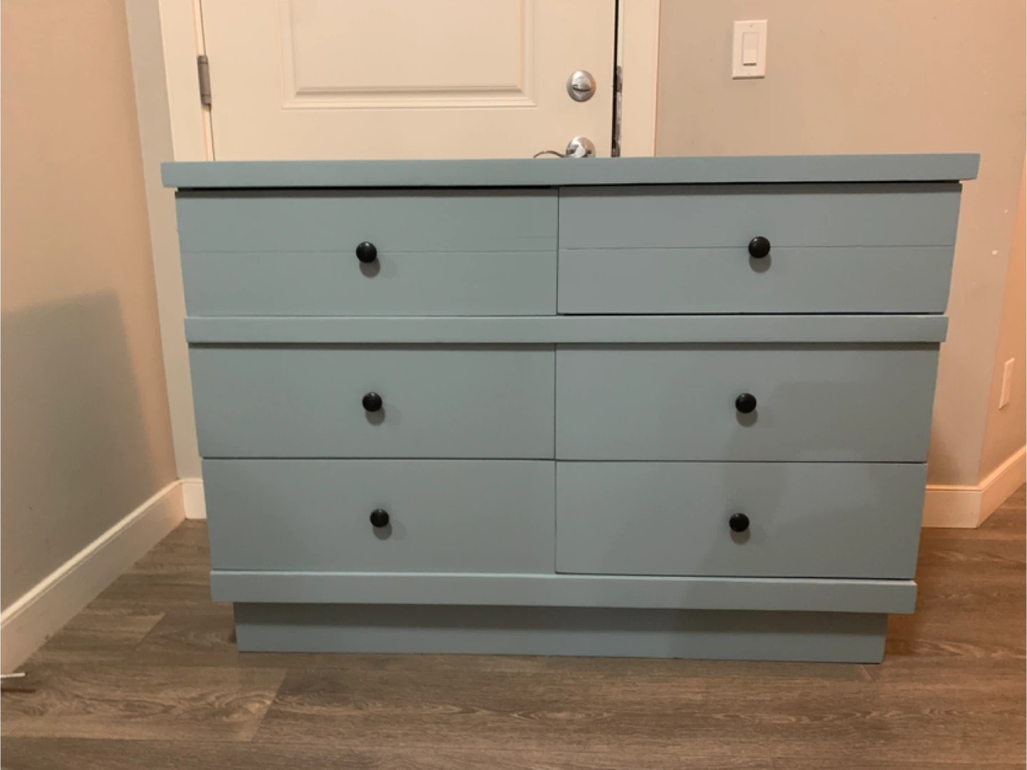Light Blue 6-Drawer Dresser
