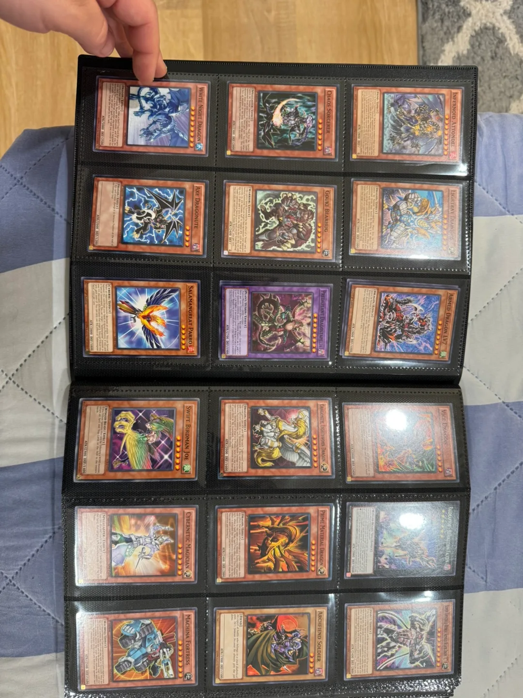 Ultra Pro Card Binder with Yu-Gi-Oh Cards image indicator(3)