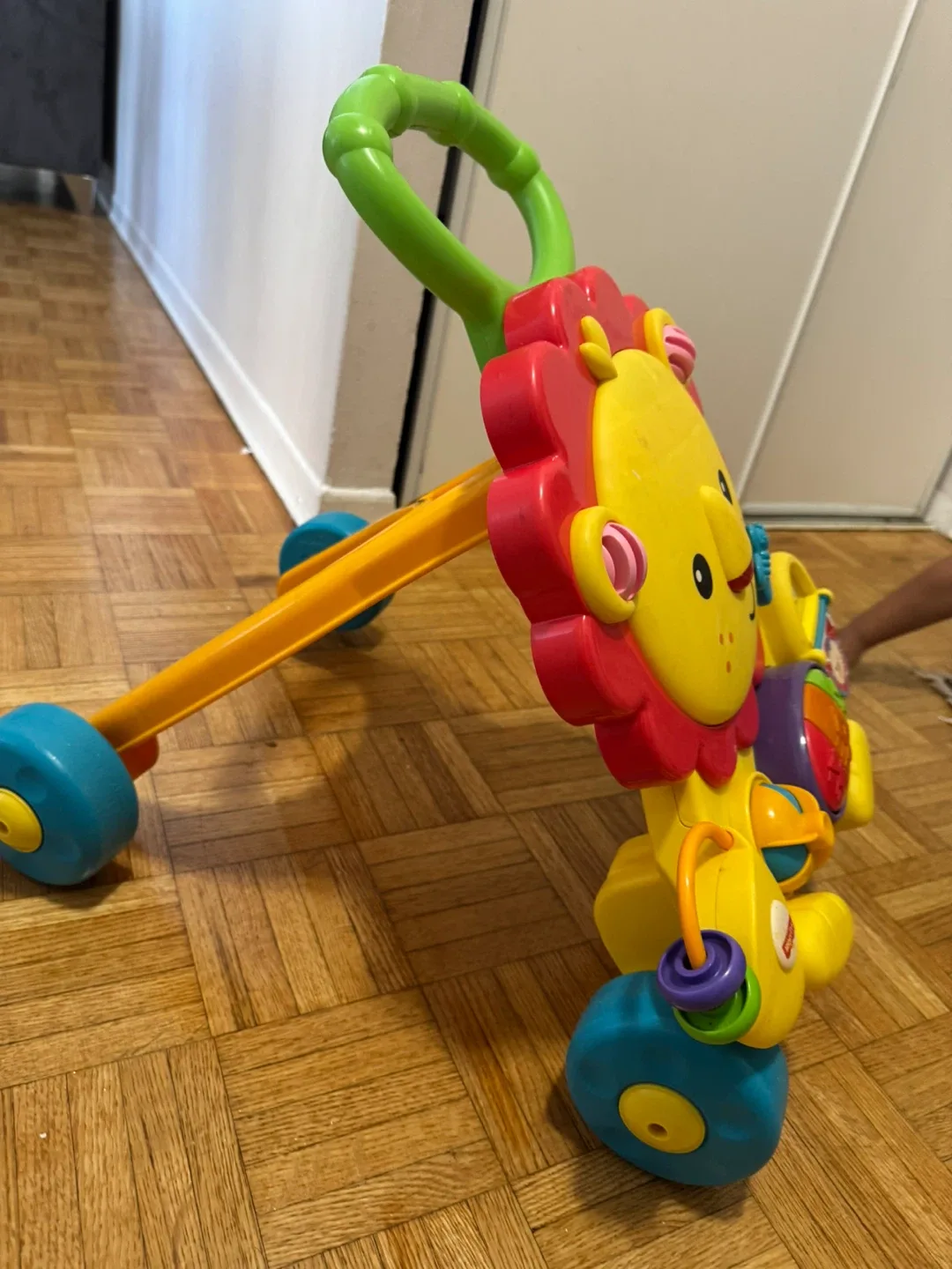 Fisher-Price Lion Walker thumbnail