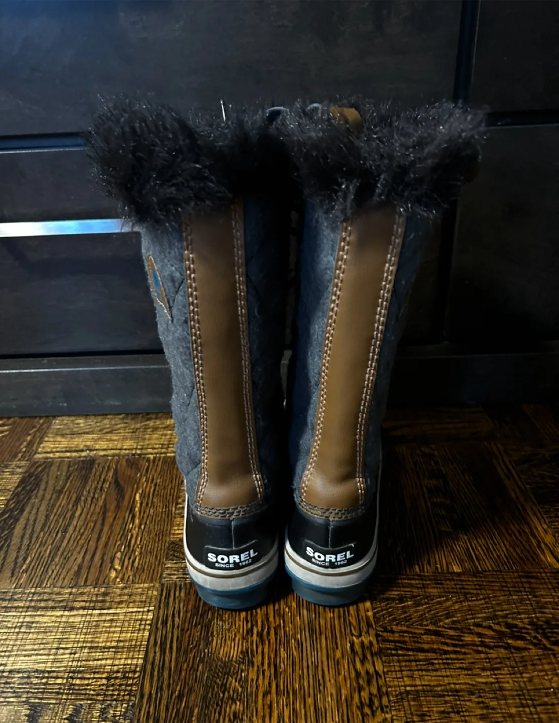 Sorel waterproof Winter Boots image indicator(2)