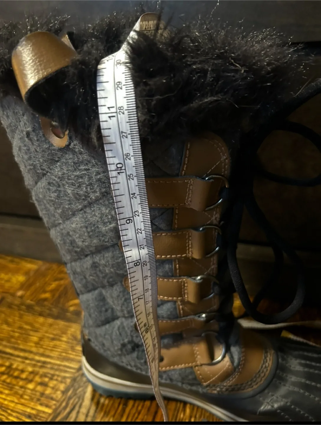 Sorel waterproof Winter Boots image indicator(9)
