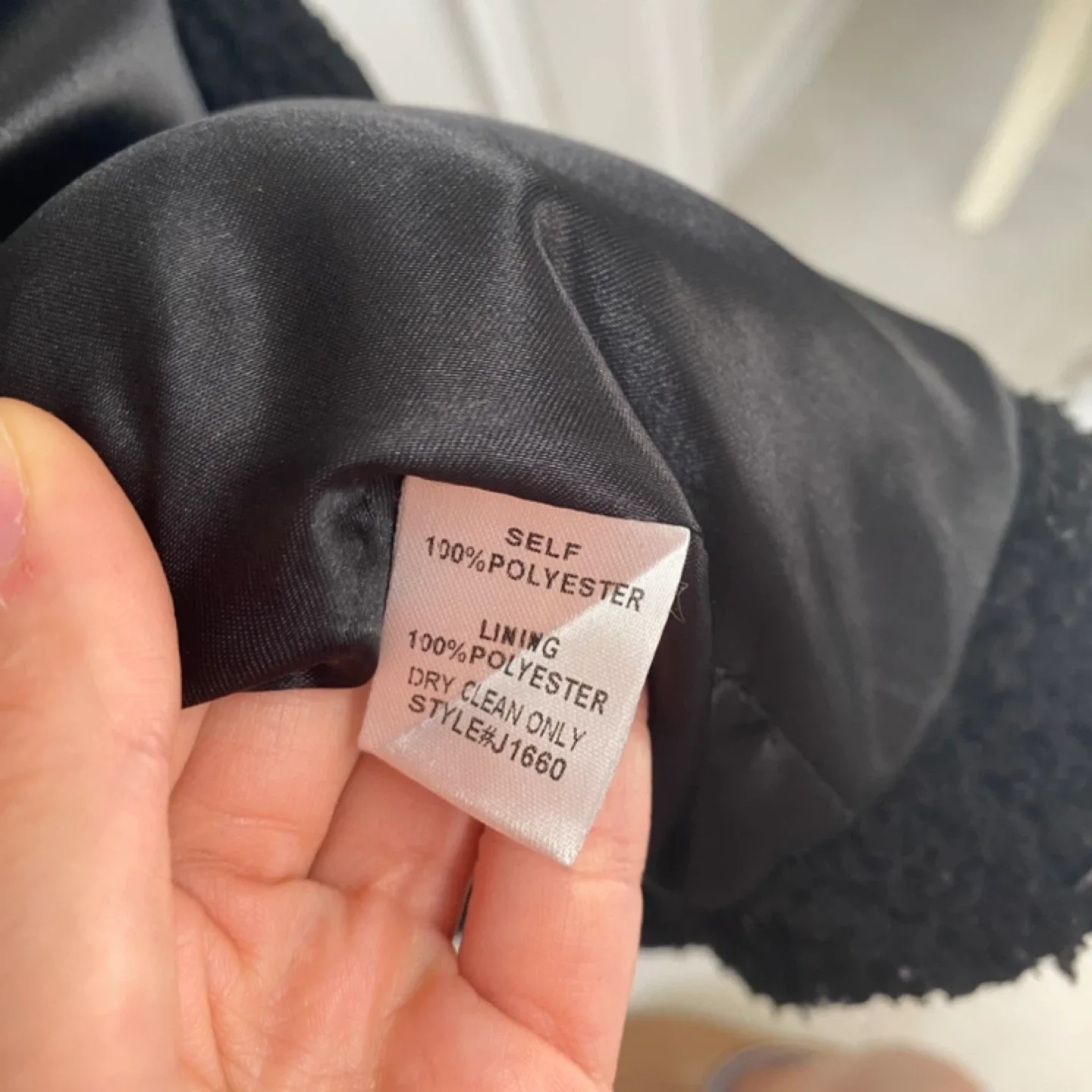 Women’s Black Sherpa Jacket - Size M image indicator(5)