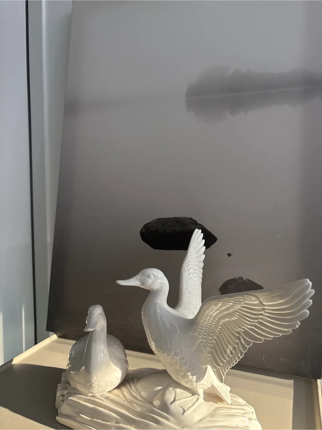 White Duck Sculpture with IKEA Painting 🥕 thumbnail
