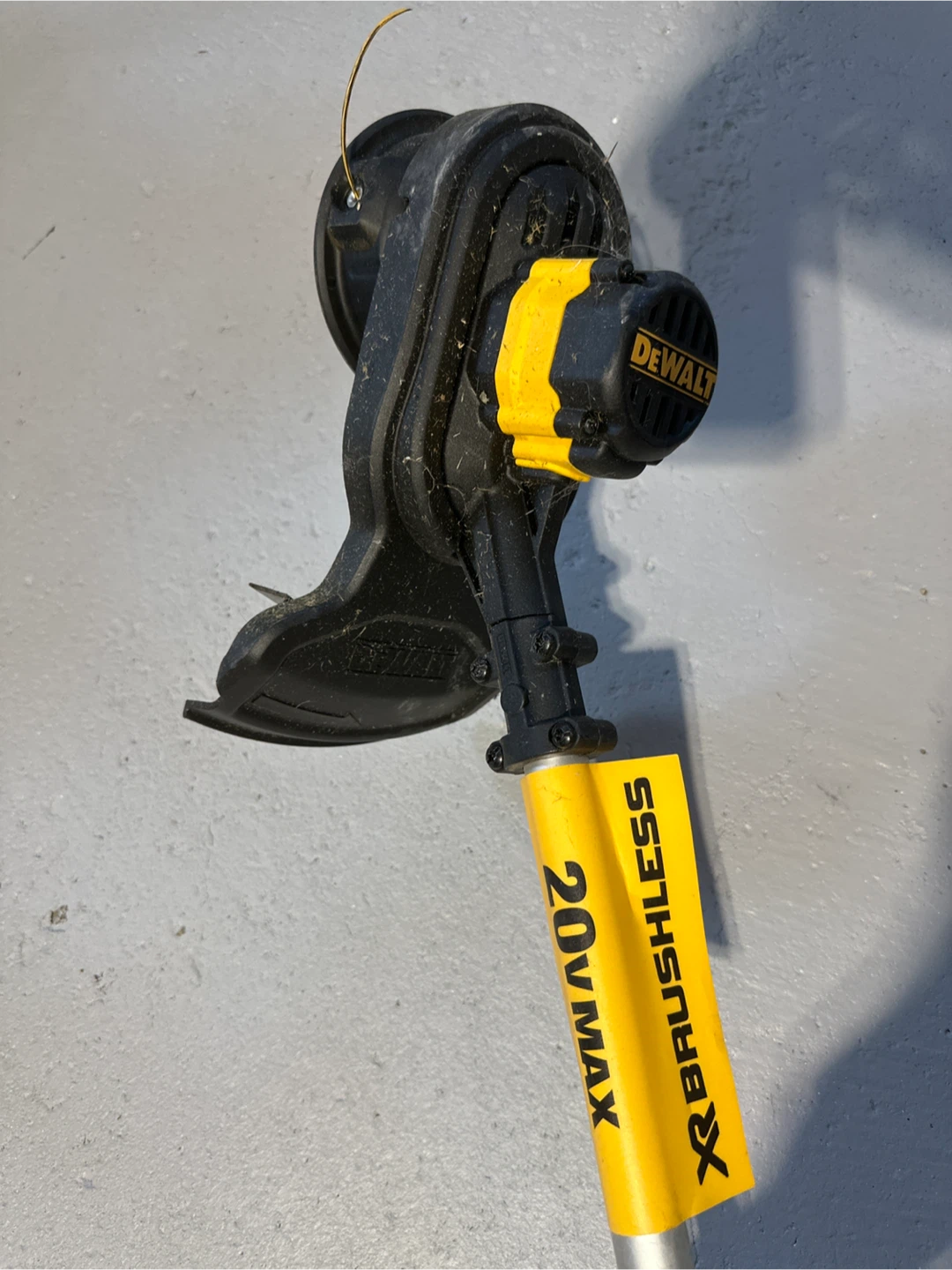 DeWalt DCST920 20V MAX Cordless String Trimmer - photo 4