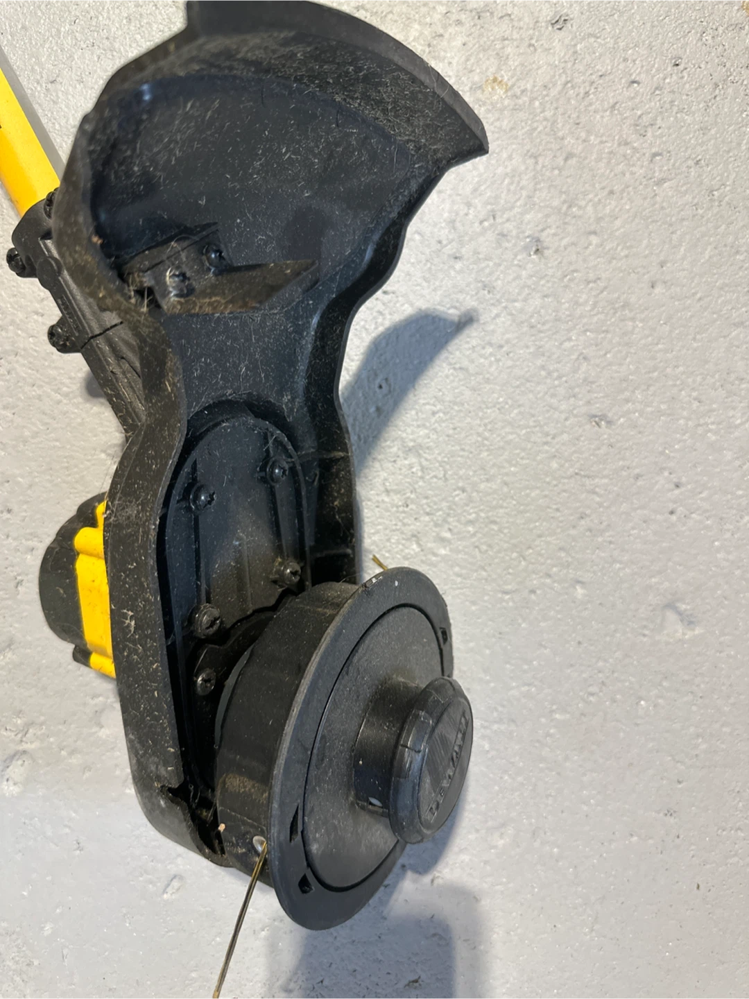 DeWalt DCST920 20V MAX Cordless String Trimmer - photo 5