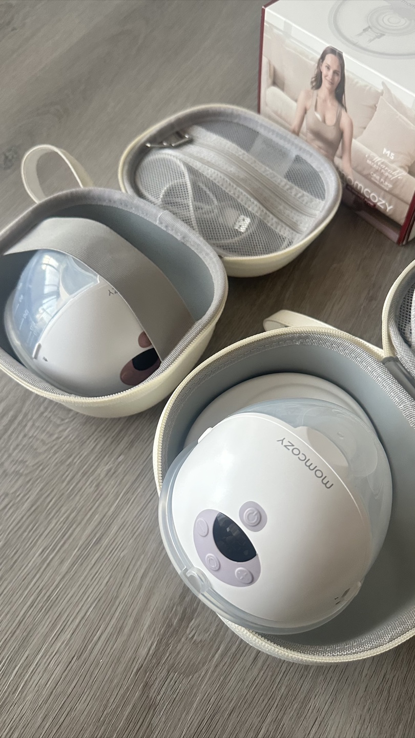 momcozy M5 Breast Pump - Like New! - photo 3
