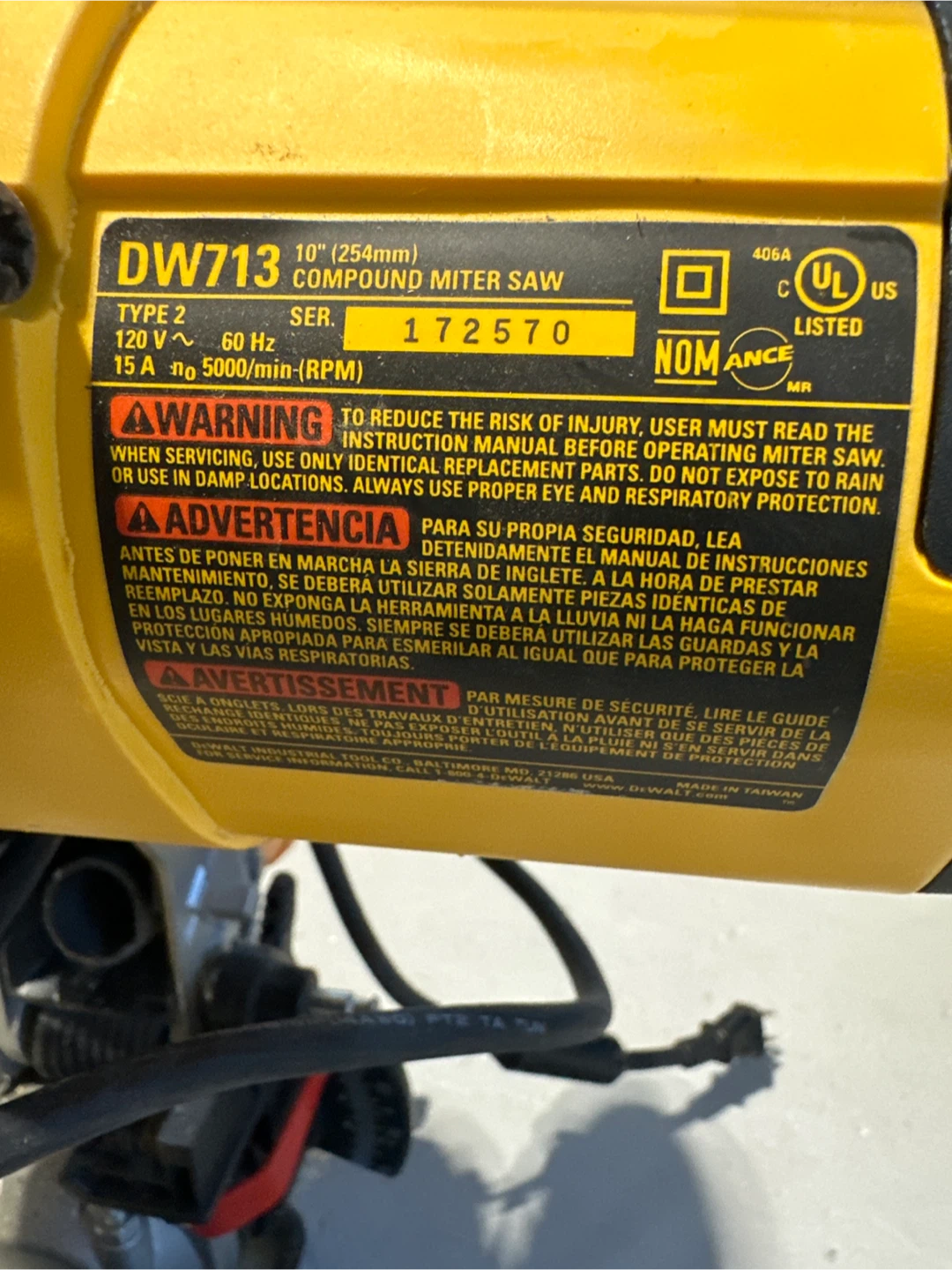DeWalt DW713 10" Compound Miter Saw - photo 2