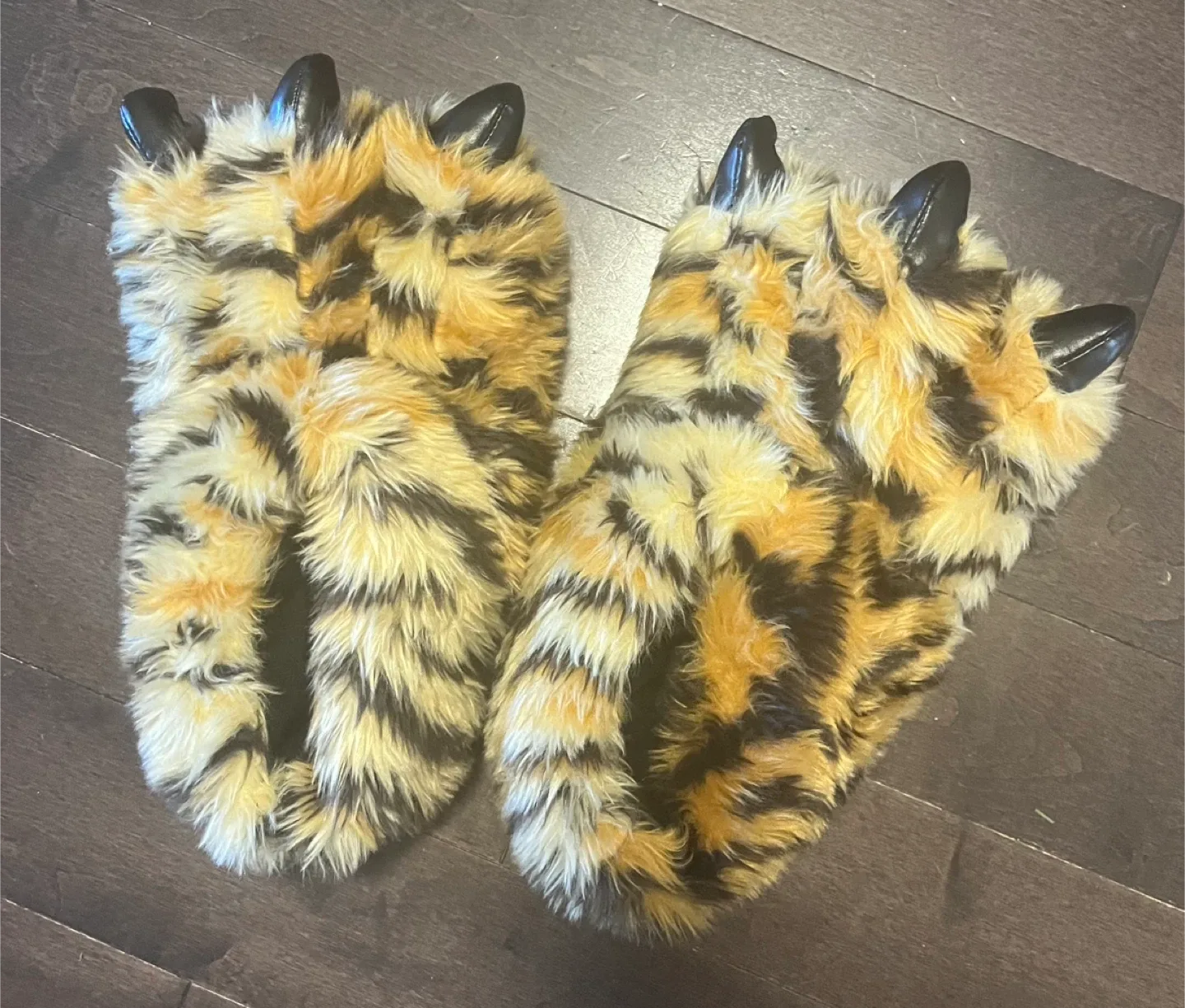 Tiger Paw Slippers - Size L/XL thumbnail