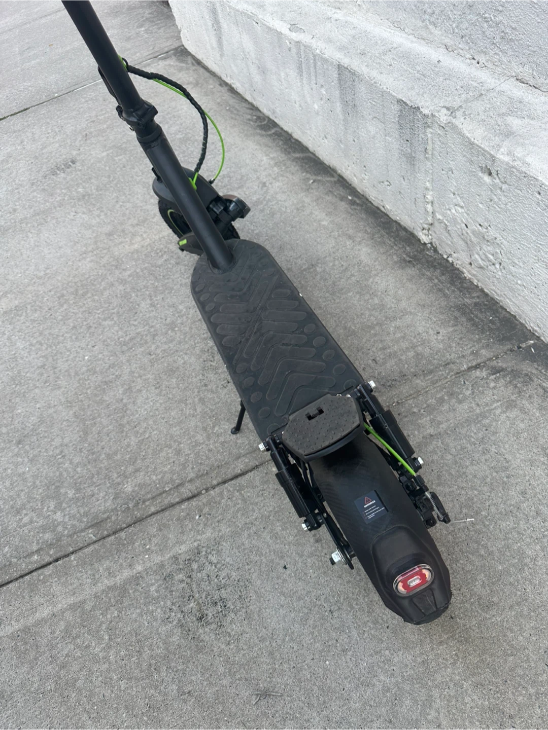 Isinwheel S10 Max Electric Scooter - photo 4