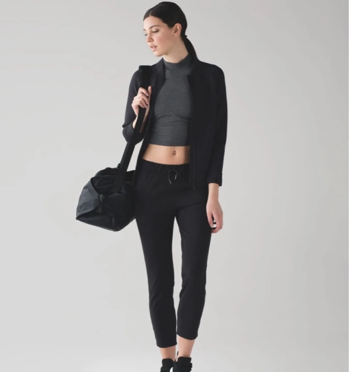 Lululemon On The Fly Pant *28" - size 4 thumbnail