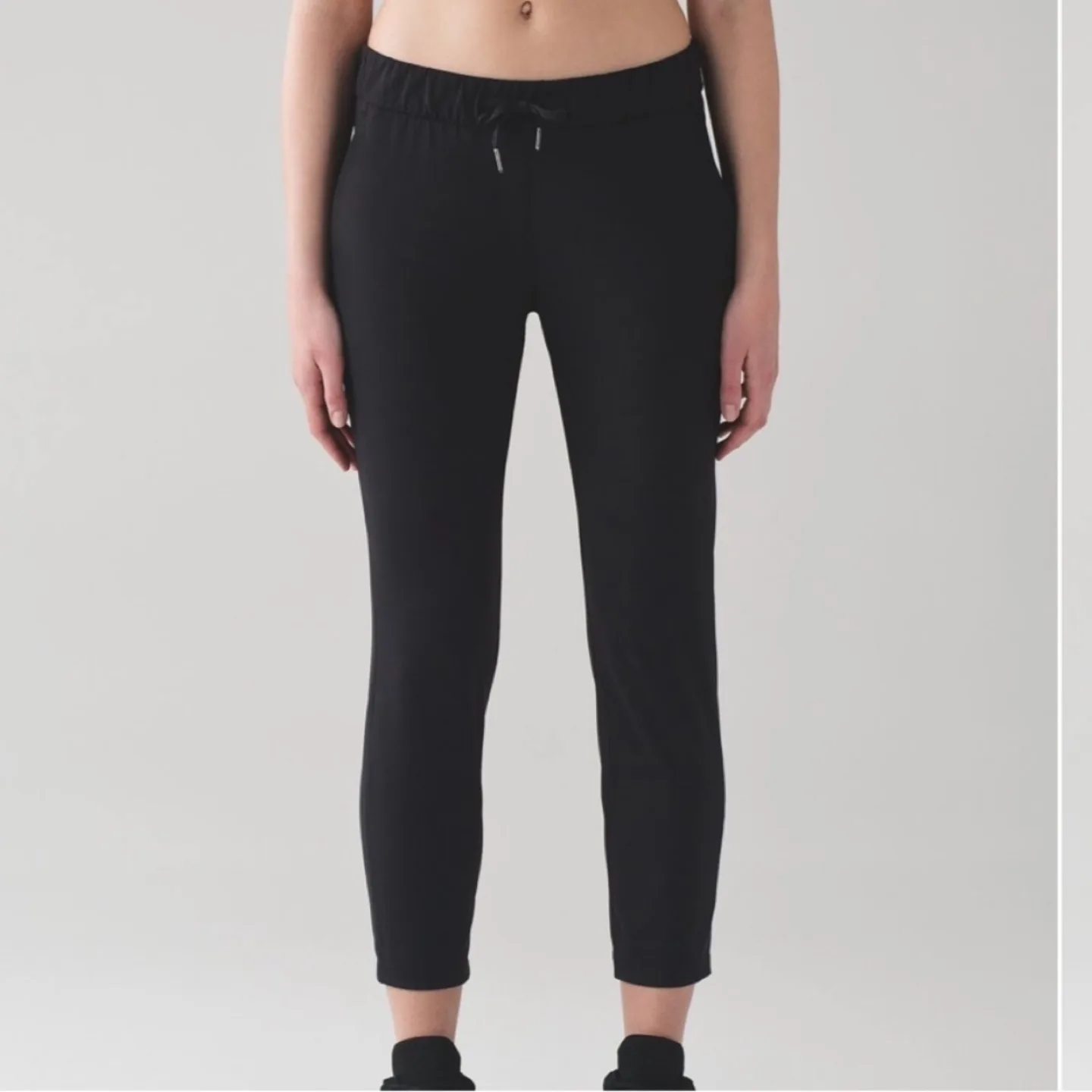 Lululemon On The Fly Pant *28" - size 4 image indicator(2)