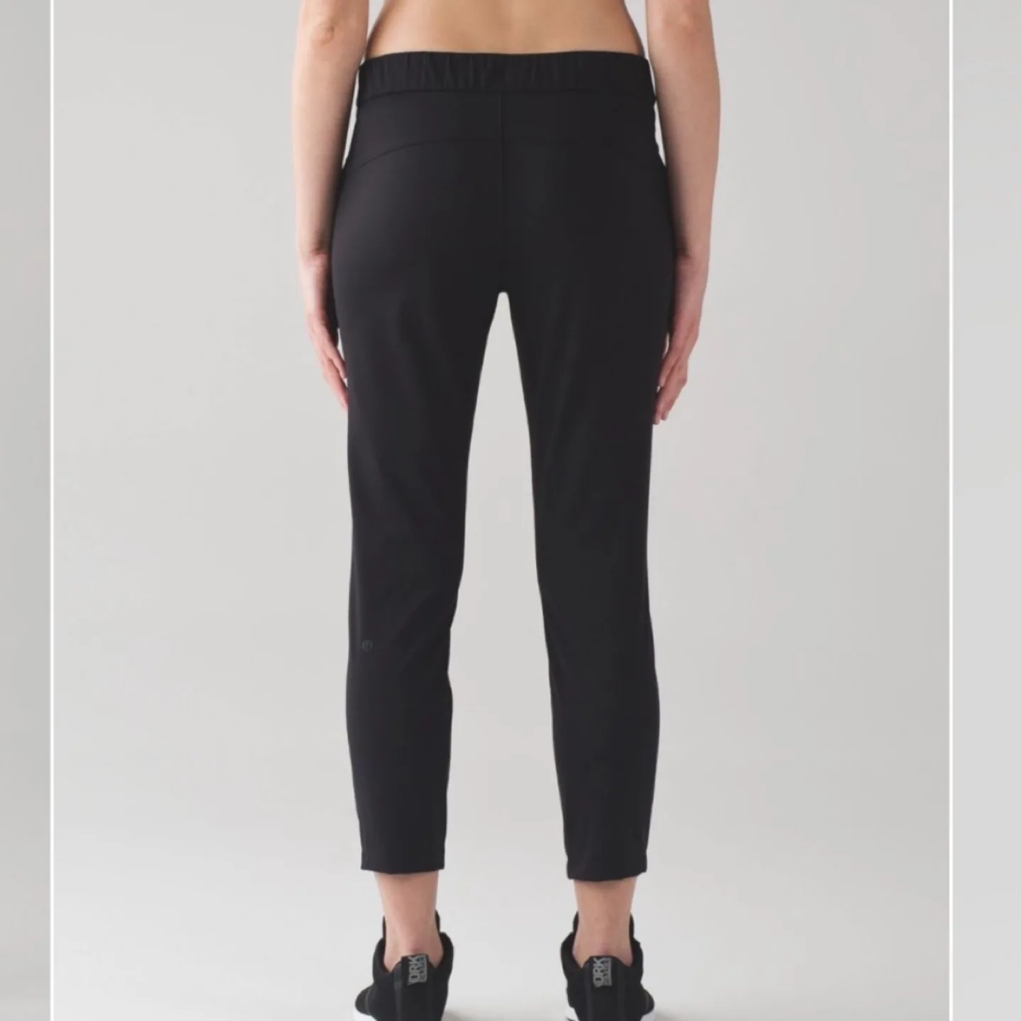 Lululemon On The Fly Pant *28" - size 4 image indicator(3)