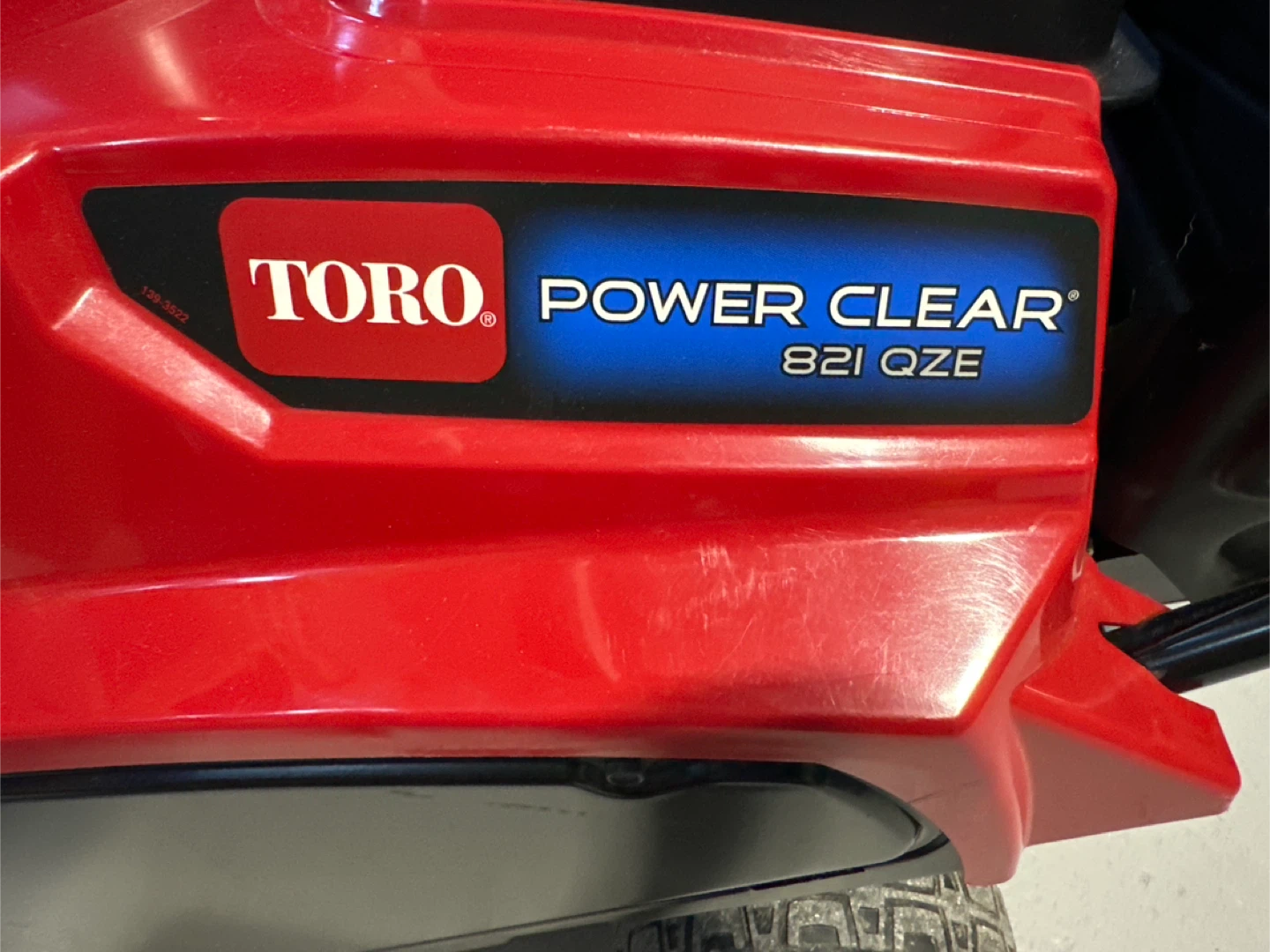 Toro Power Clear 821 QZE Snowblower - photo 3