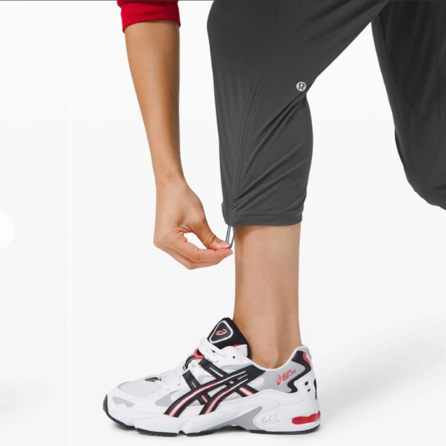 Lululemon Dance Studio Crop *25" - size 4 image indicator(5)