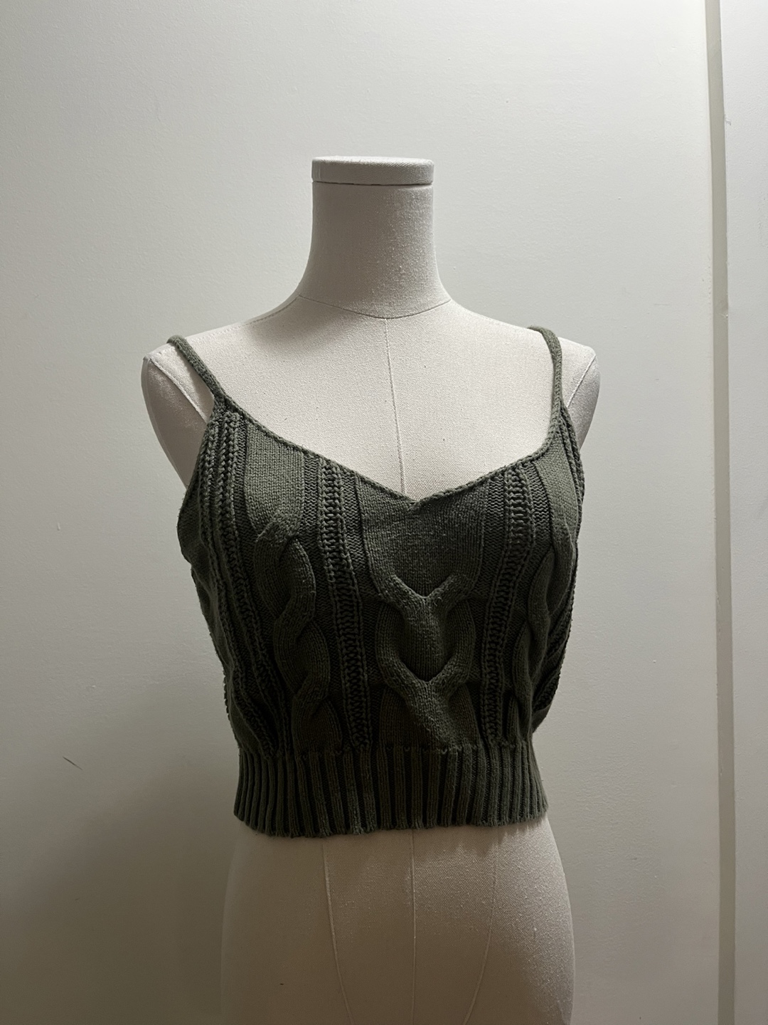 Stitch & Pine Dark Green Cable Knit crop top sz L - photo 2