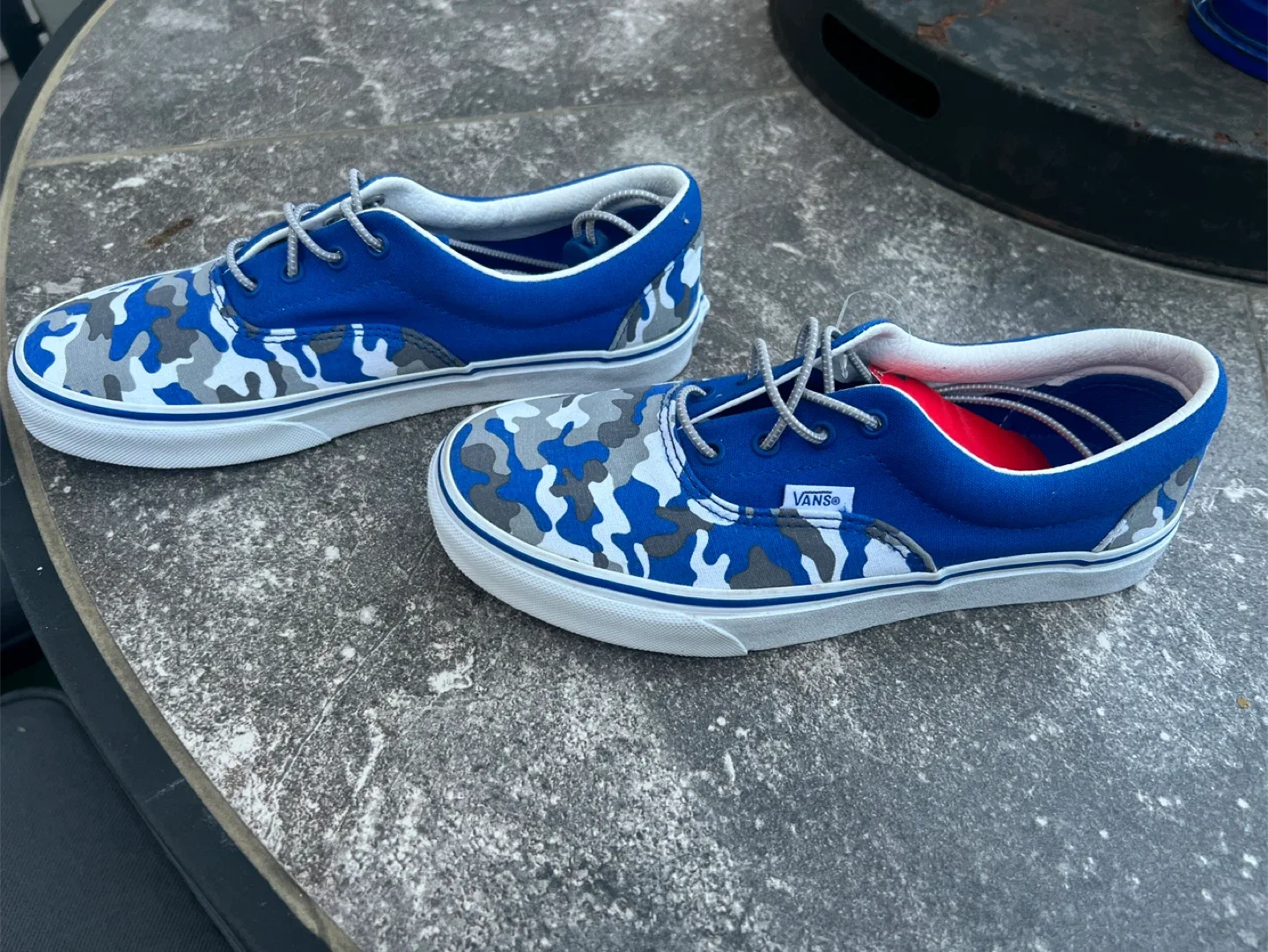 Vans Era Camo Blue Shoes youth 5.5 image indicator(5)