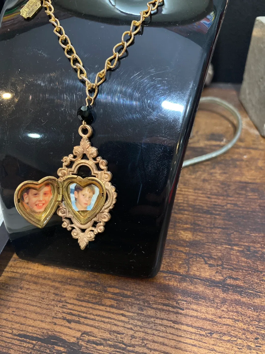 Pididdily links Gold Heart Locket Necklace image indicator(3)