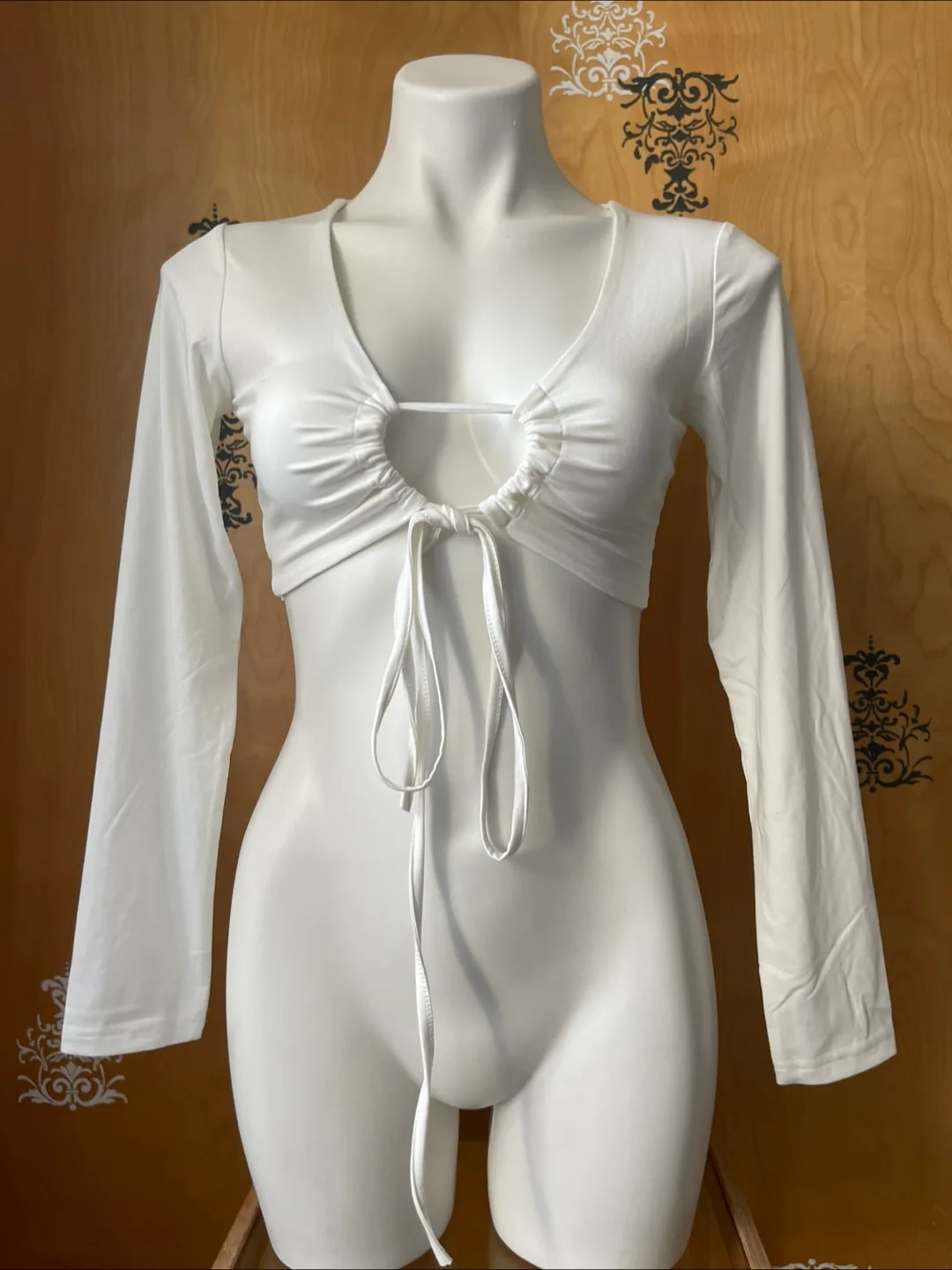 Vintage 2000s Y2K White Front Tie Up Long Sleeve Crop Top Small thumbnail