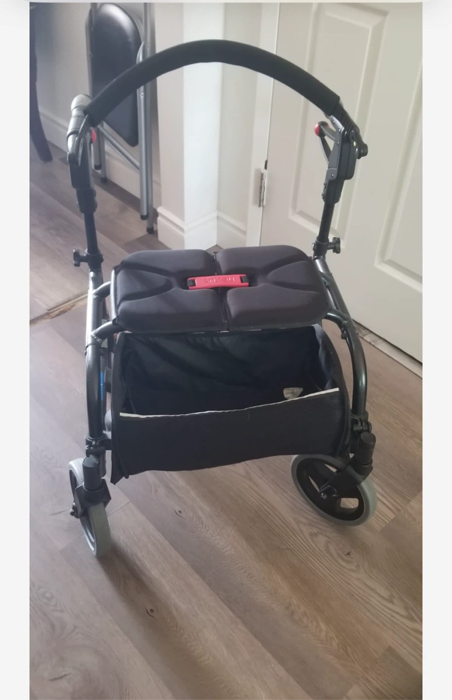Nexus Walker with Seat & Basket