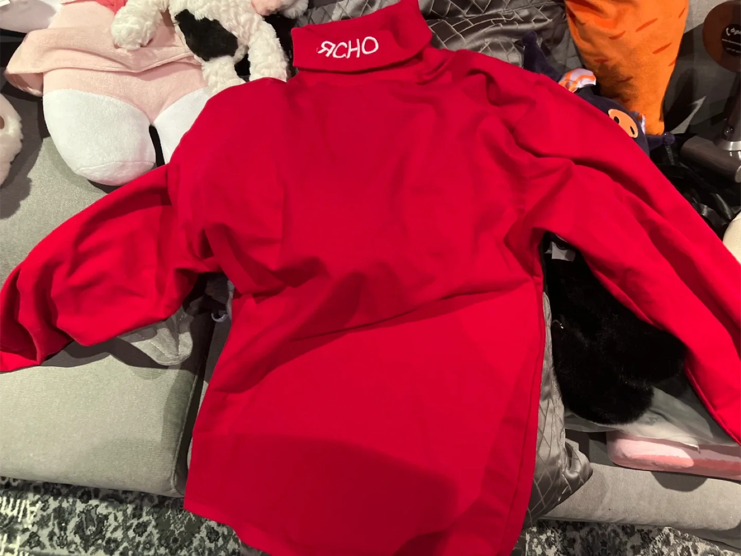 Rcho Red Turtleneck thumbnail