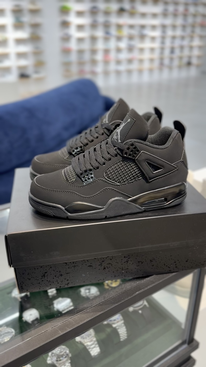 Air Jordan 4 Retro Black Cat
