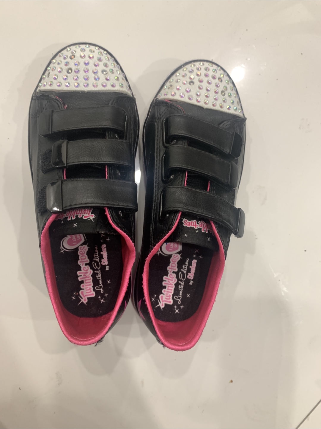 Skechers Twinkle Toes - Size 13 - Black - photo 5