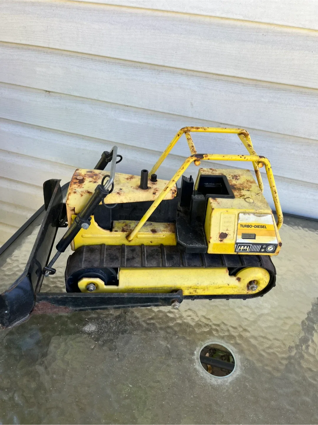 Vintage Tonka Turbo-Diesel Bulldozer Toy image indicator(3)