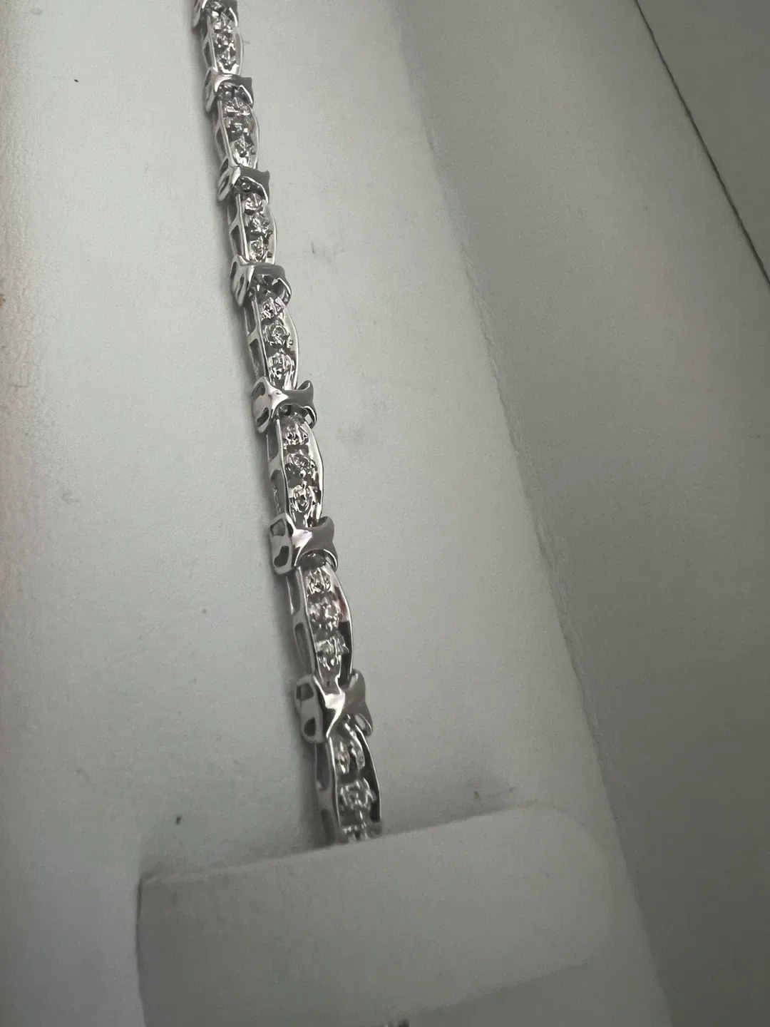10 k Diamond Bracelet thumbnail